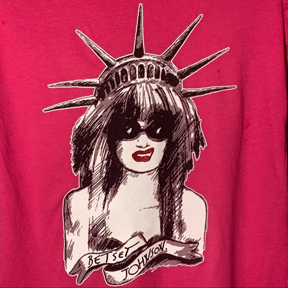 RARE find!!! Betsey Johnson Lady Liberty Tee